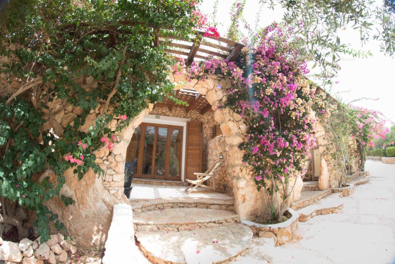 Cupola Bianca Resort LMP Buitenkant foto